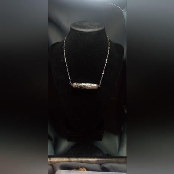 Handmade necklace by GawdyVisons® (me) - Picture 1 of 3